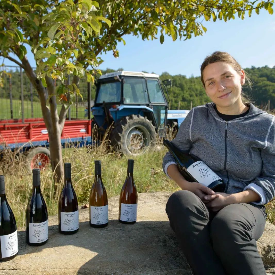 Giulia-Ricci-with-wines
